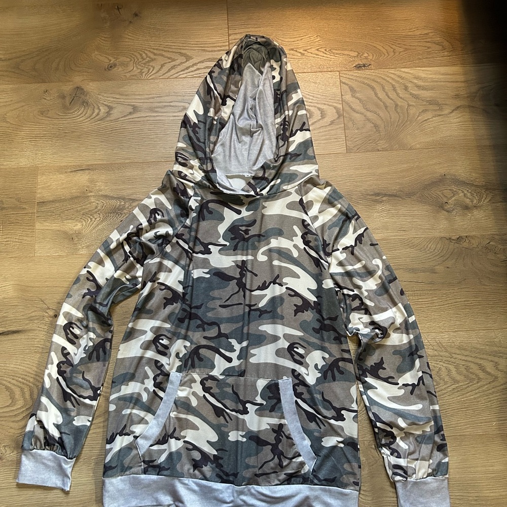 Camouflage Hoodie with Front Pockets
